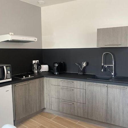 Le 102 De La Gare: Appartement Neuf Et Climatise Châlons-en-Champagne Exteriör bild